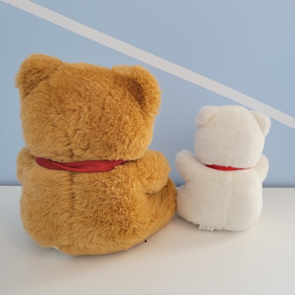Two Cuddle Bears Vintage 1990s Full Stuffed Teddy Bears Caramel and White - Picture 8 of 14